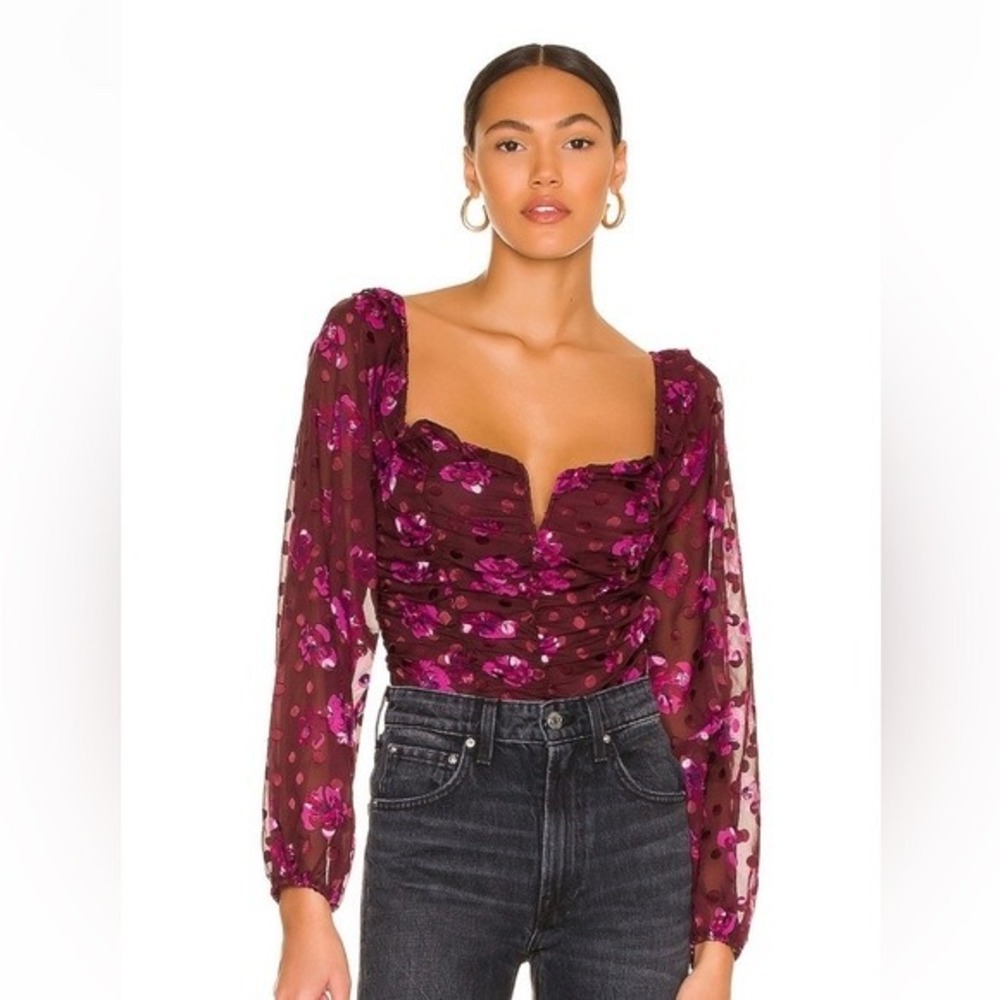 ASTR The Label Fuchsia Burnout Floral Ruched Smocked Top Burgundy S